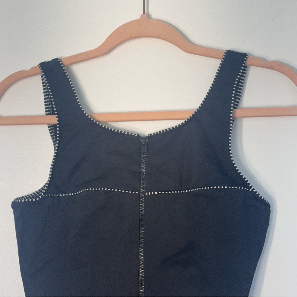 Miraclesuit Zipper Front One Piece Swimsuit Women's Size 12 Black - Picture 4 of 11